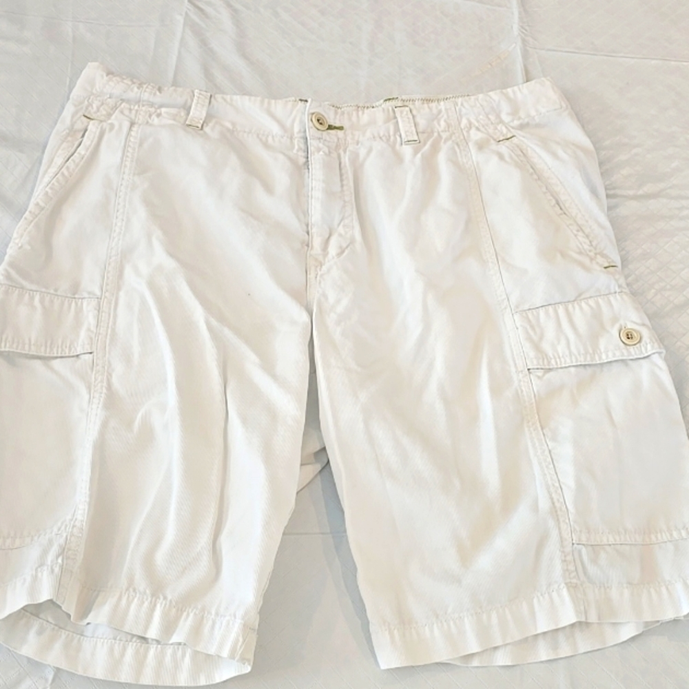 Tommy Bahama Men's Cargo Shorts